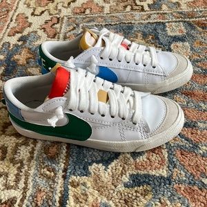 Women’s Nike Blazer Jumbo sneakers